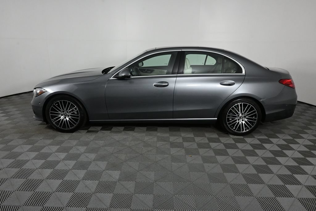 Certified 2022 Mercedes-Benz C 300 4MATIC Sedan image 3