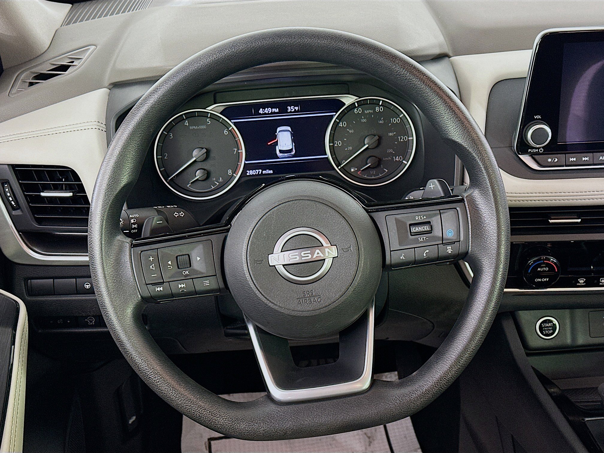 Used 2023 Nissan Rogue SV image 18