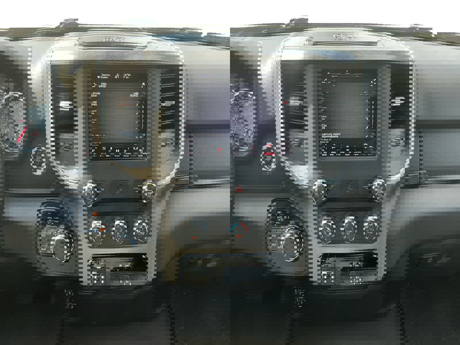 Used 2021 RAM 1500 Big Horn image 12