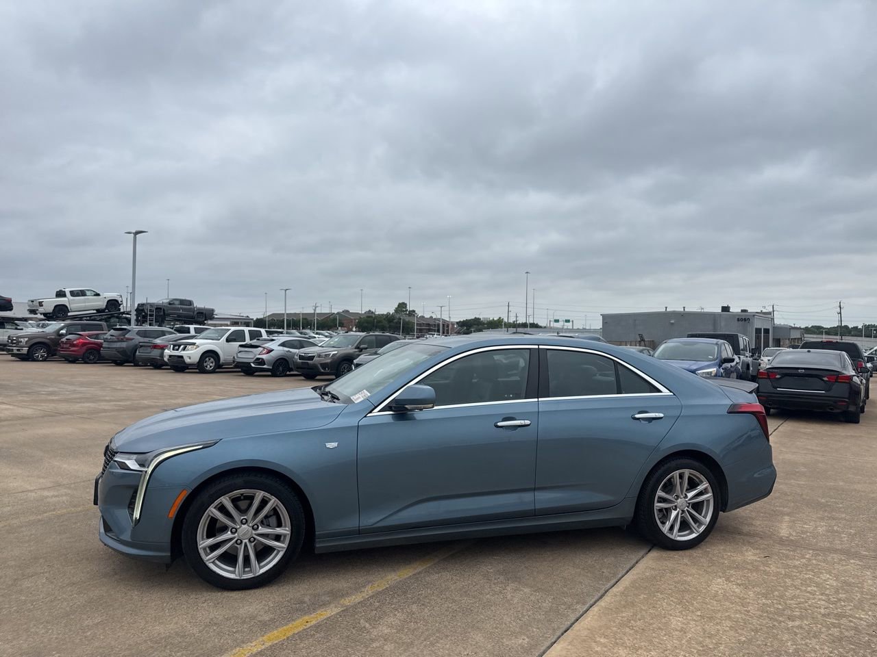 Used 2023 Cadillac CT4 Luxury w/ Sun And Sound Package RWD image 10