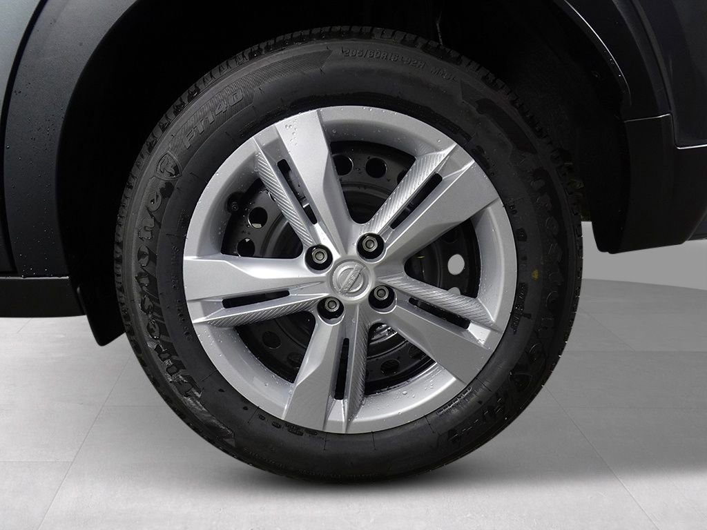 New 2025 Nissan Kicks Play S image 9