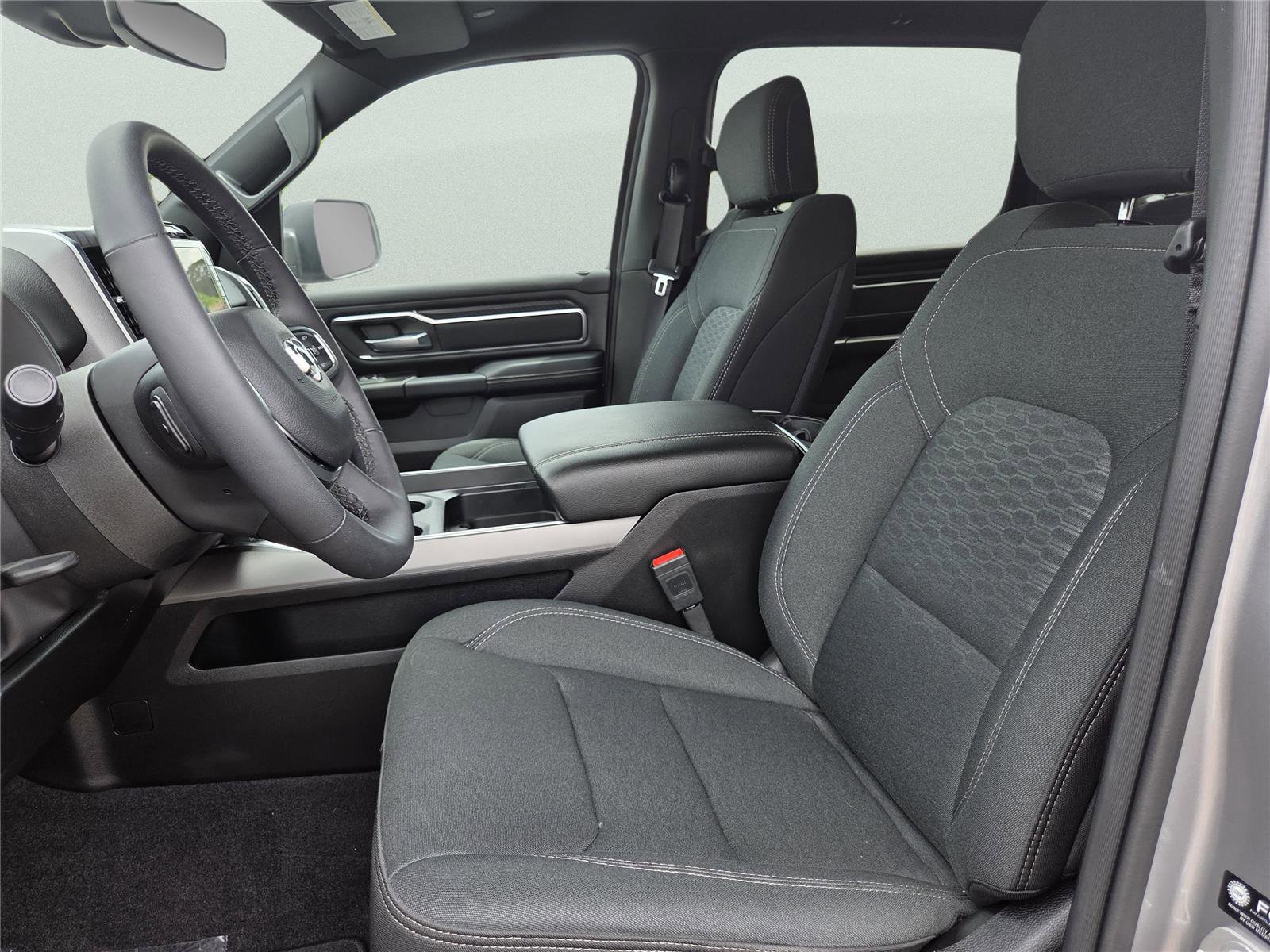 Used 2025 RAM 1500 Big Horn AWD/4WD image 18