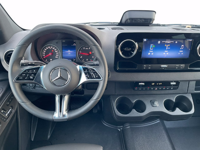 New 2025 Mercedes-Benz Sprinter 2500 image 4