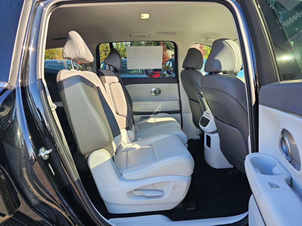 New 2026 Hyundai Ioniq 9 SEL image 12