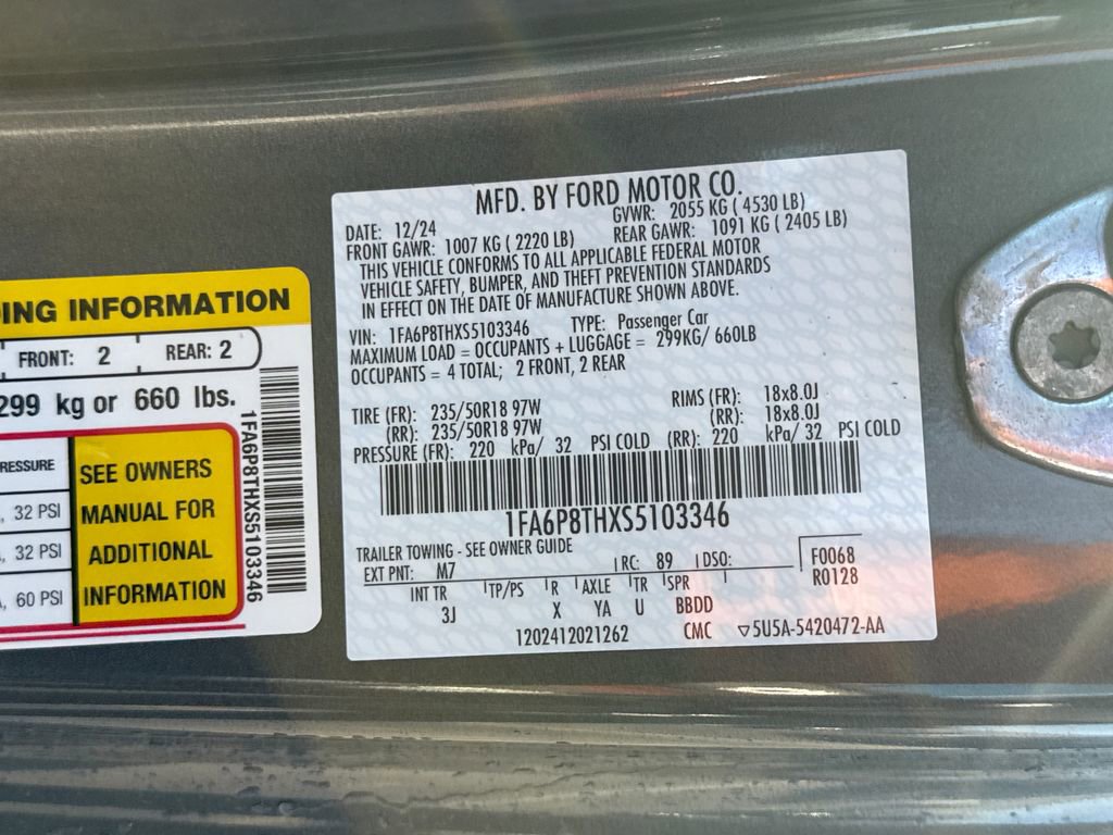 Used 2025 Ford Mustang Premium image 17