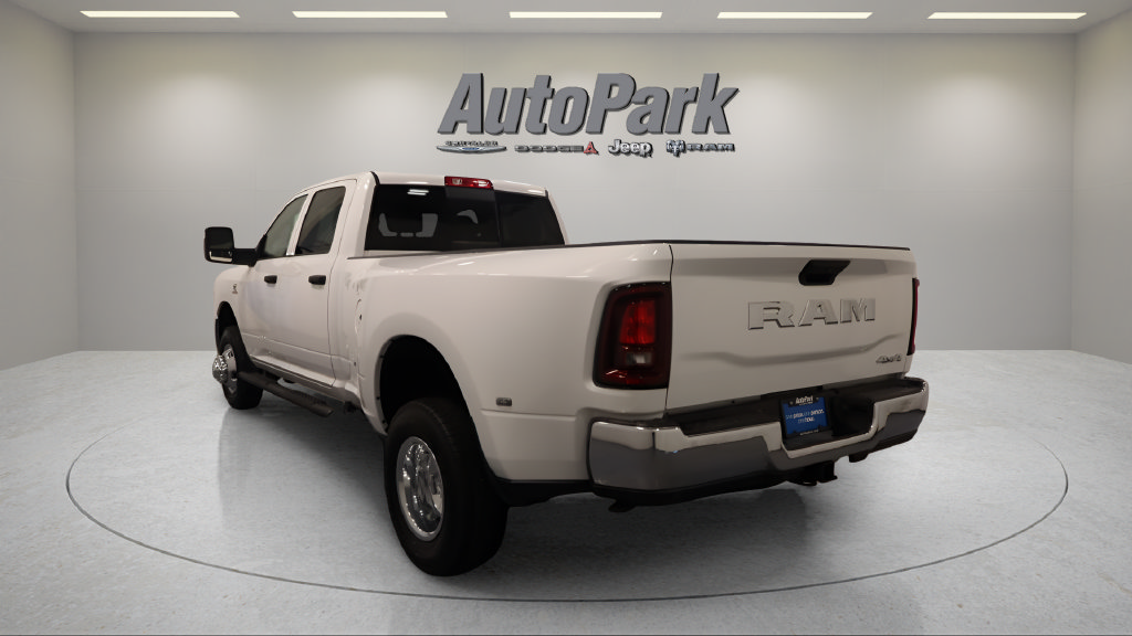 New 2026 RAM 3500 Tradesman AWD/4WD image 7