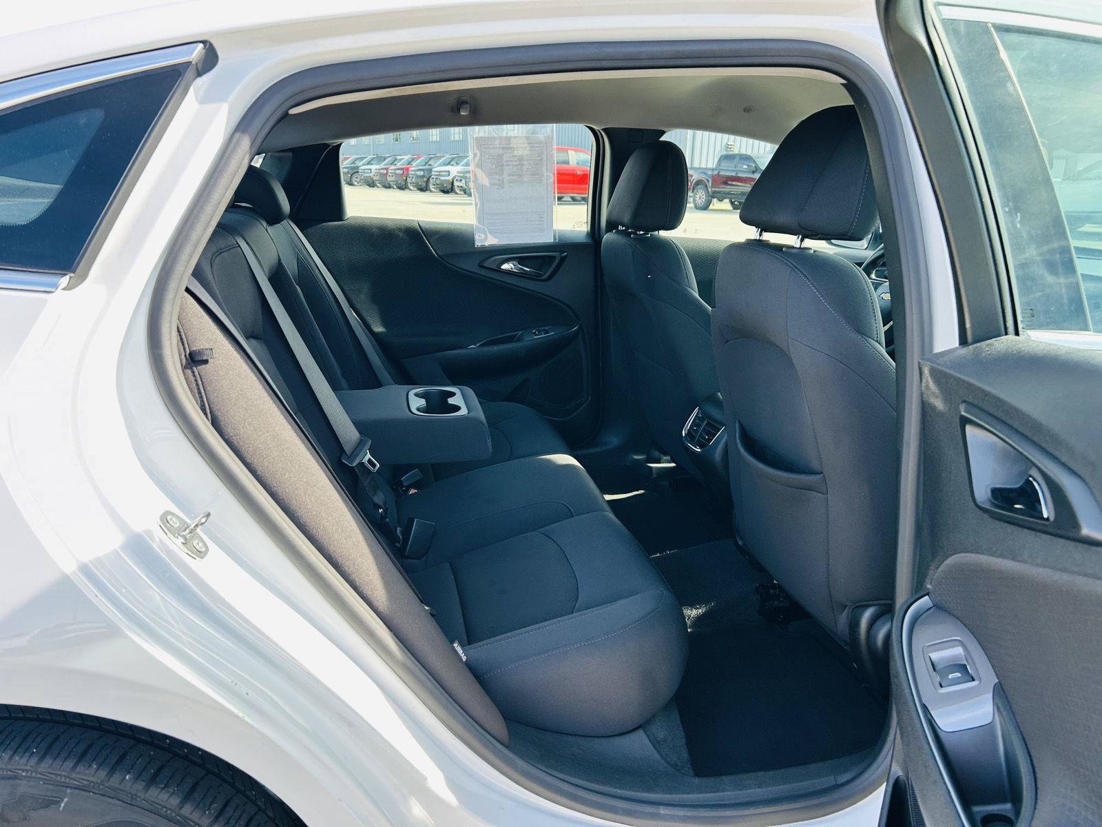 Used 2024 Chevrolet Malibu LT FWD image 27