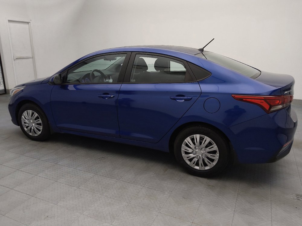 Used 2021 Hyundai Accent SE image 3