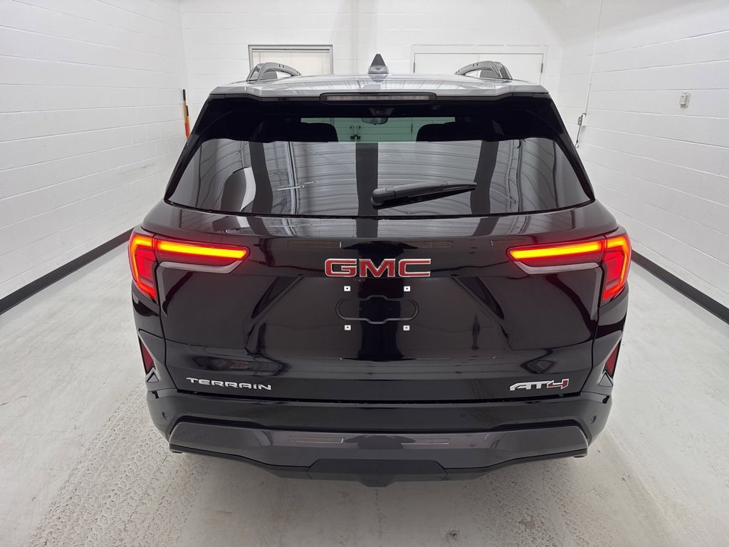 New 2026 GMC Terrain AT4 image 5