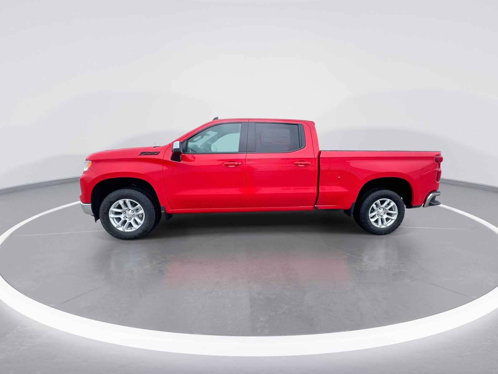 New 2026 Chevrolet Silverado 1500 LT w/ Z71 Off-Road Package AWD/4WD image 5