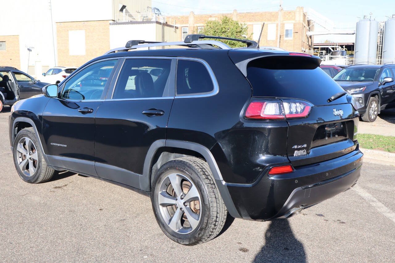 Used 2019 Jeep Cherokee Limited AWD/4WD image 3