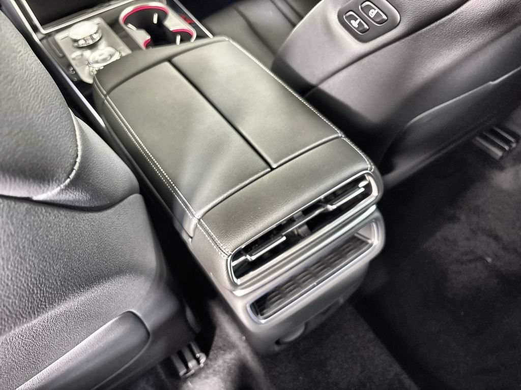 New 2026 Genesis GV80 2.5T RWD image 22