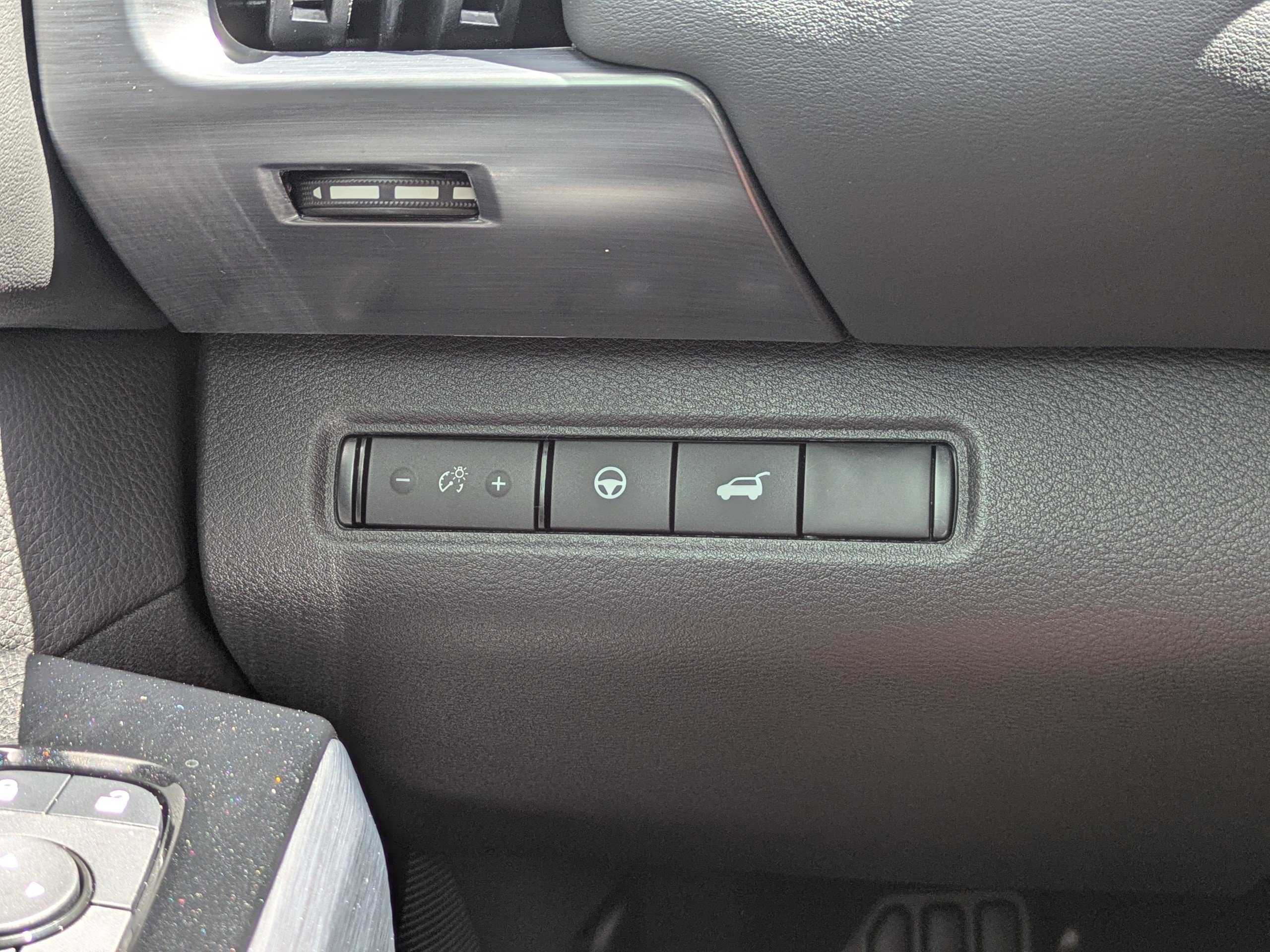 New 2026 Nissan Pathfinder SL FWD image 28