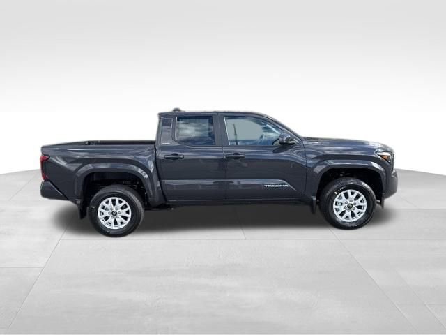 New 2025 Toyota Tacoma SR5 image 7