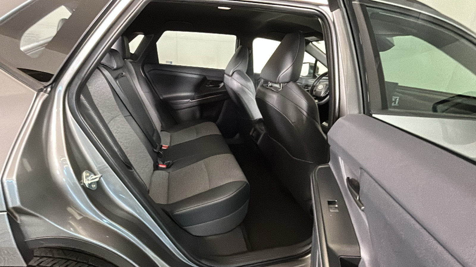 Used 2026 Toyota bZ FWD image 35