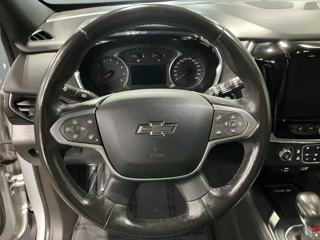 Used 2022 Chevrolet Traverse RS w/ LPO, "Hit The Road" Package AWD/4WD image 11