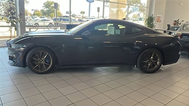 New 2025 Ford Mustang Dark Horse image 6