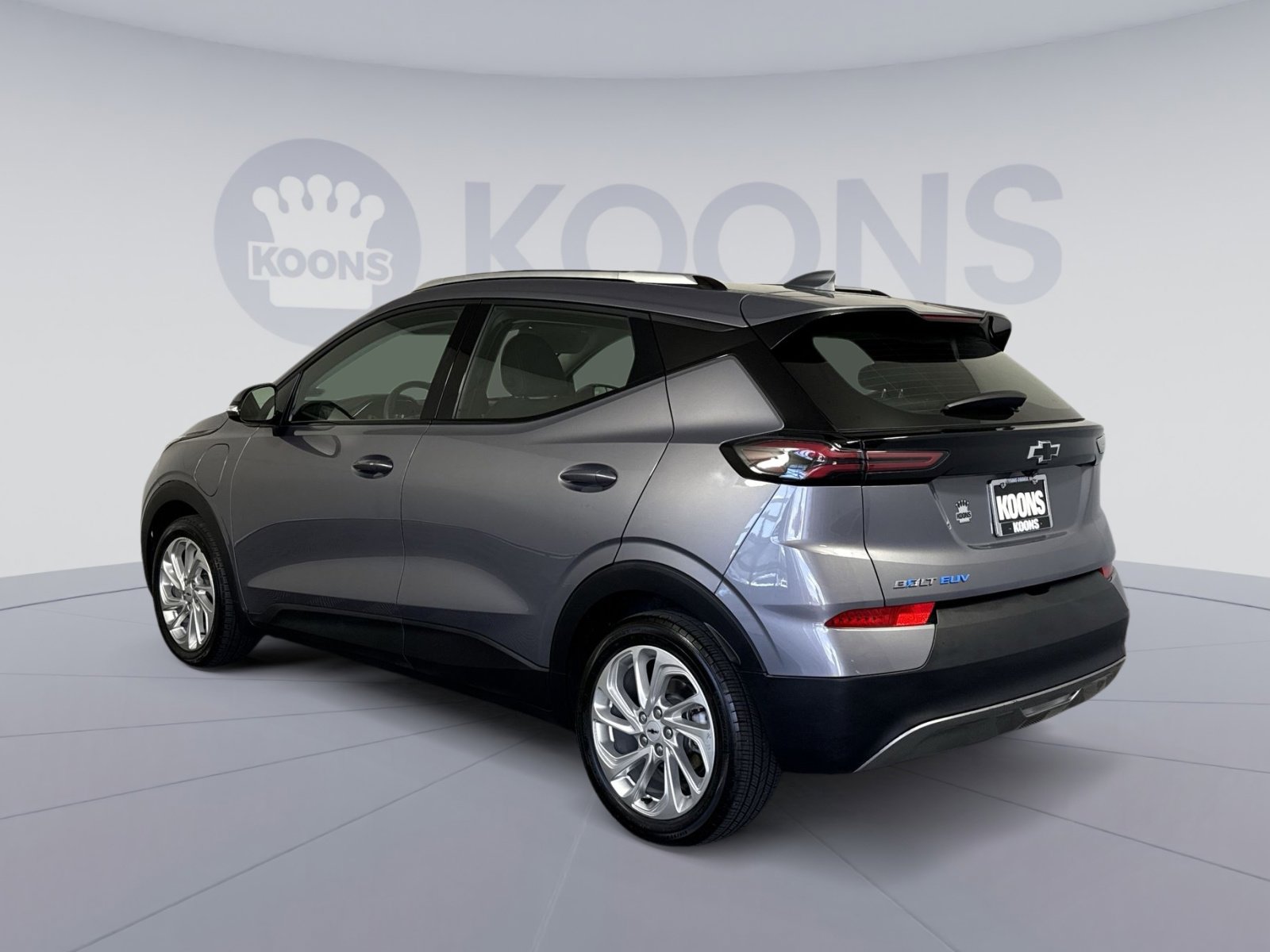 Used 2023 Chevrolet Bolt EUV LT FWD image 4