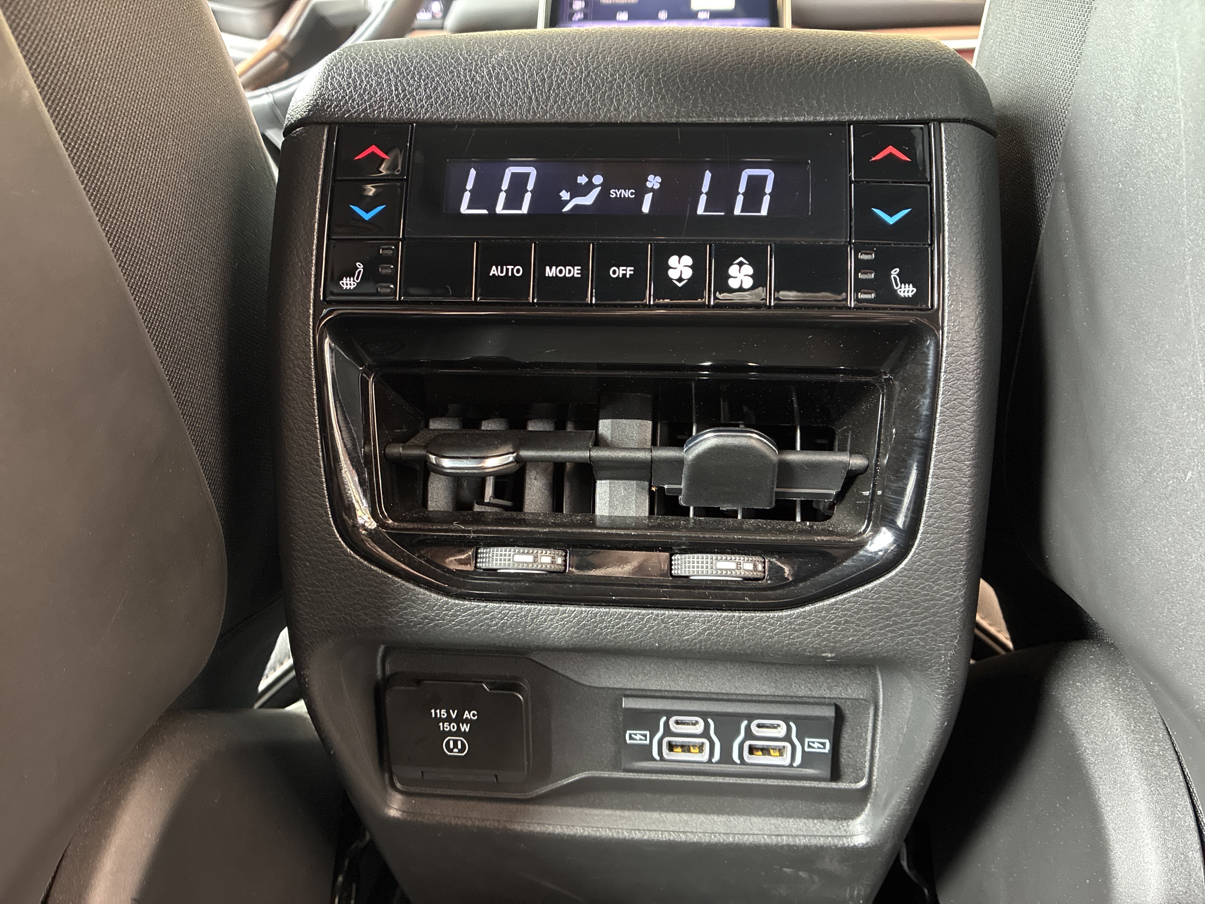 Certified 2024 Jeep Grand Cherokee Summit w/ Adv Protech Group IV AWD/4WD image 15