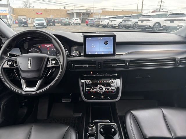 Used 2021 Lincoln Corsair AWD image 17