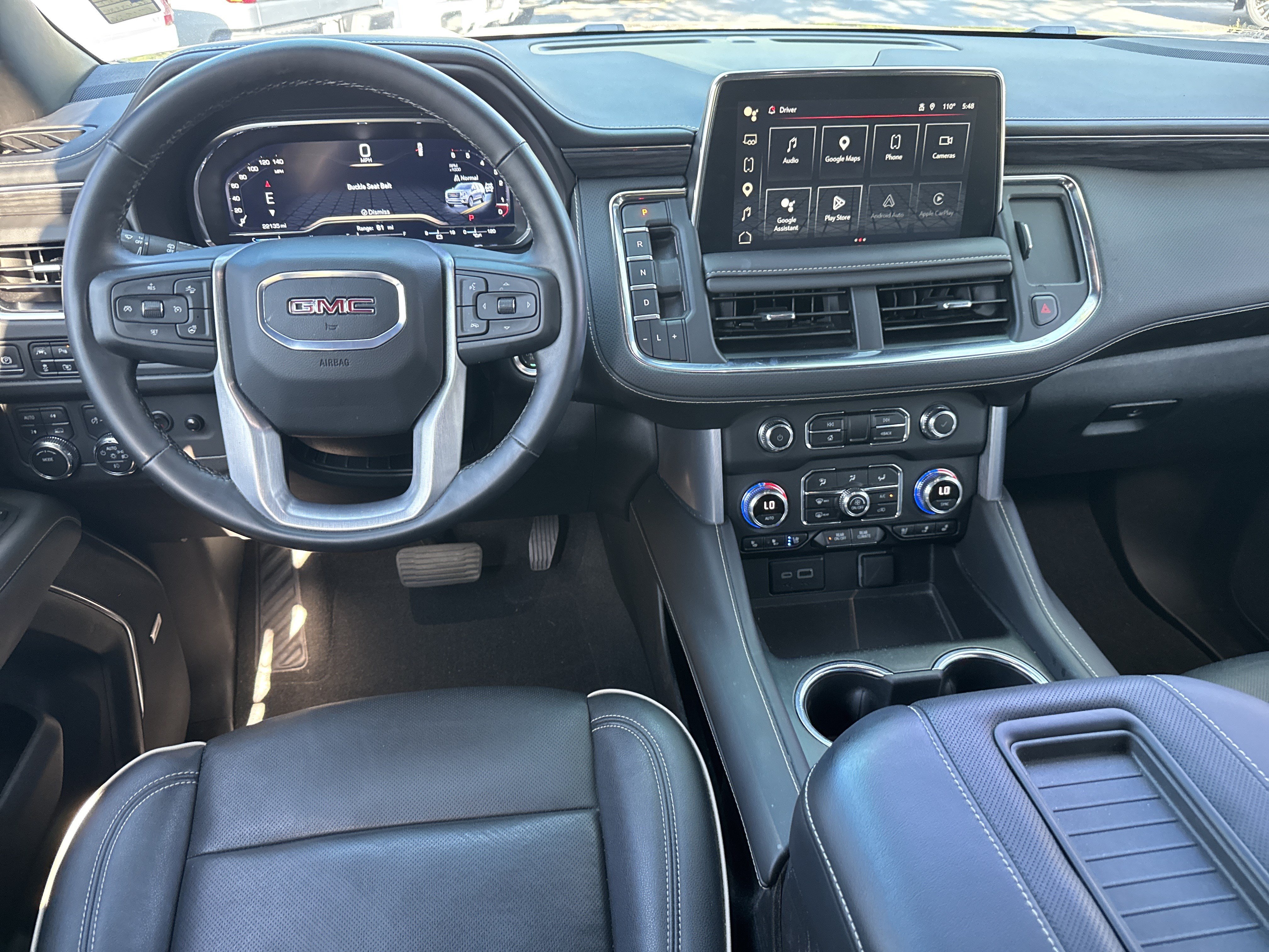 Certified 2024 GMC Yukon SLT w/ SLT Premium Package AWD/4WD image 23