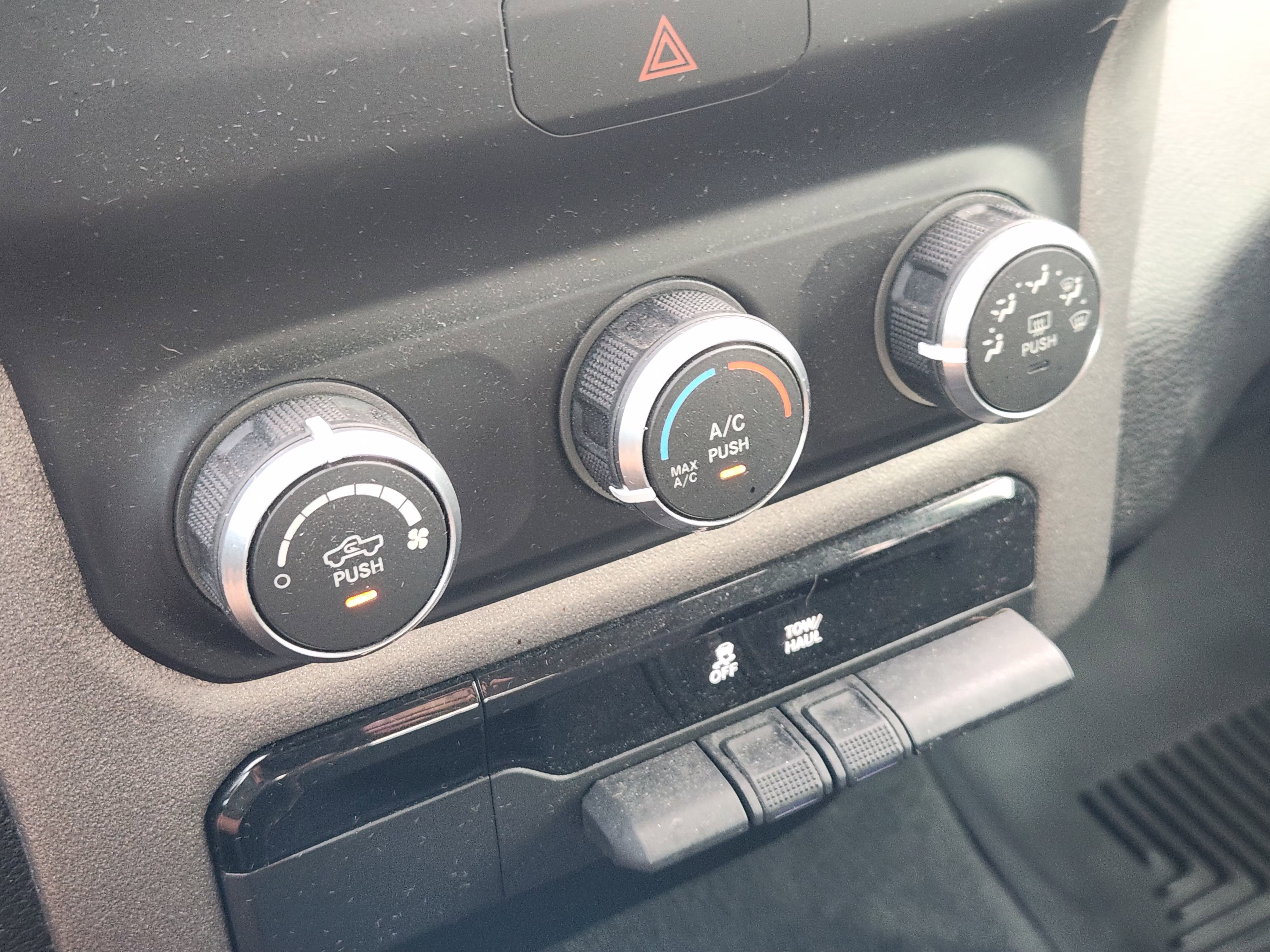 Used 2020 RAM 1500 Tradesman RWD image 19
