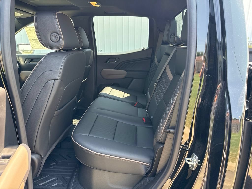 New 2026 GMC Canyon Denali w/ LPO, Denali Black Edition AWD/4WD image 14