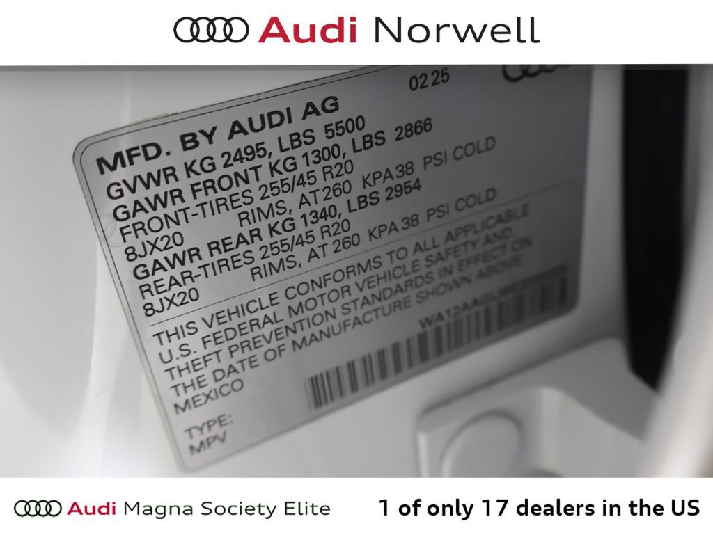 Used 2025 Audi Q5 2.0T w/ Premium Plus AWD/4WD image 3