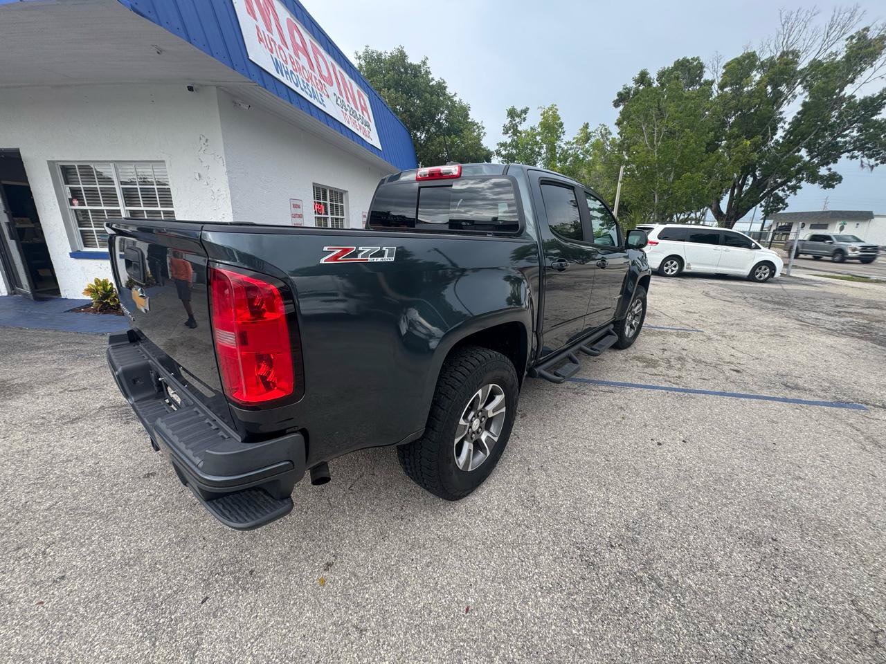 Used 2017 Chevrolet Colorado Z71 AWD/4WD image 9
