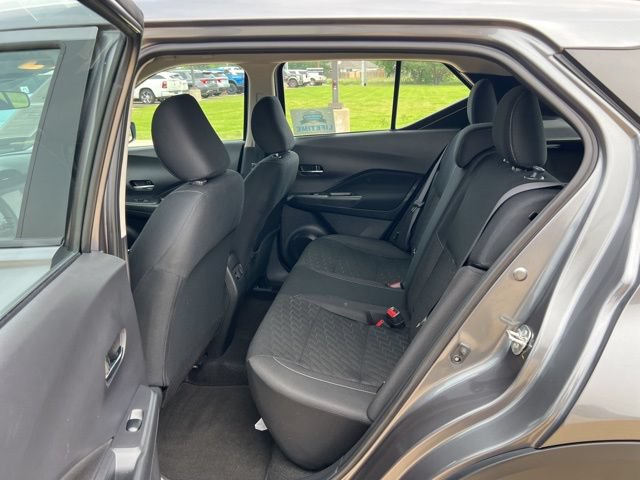 Used 2024 Nissan Kicks SV FWD image 14