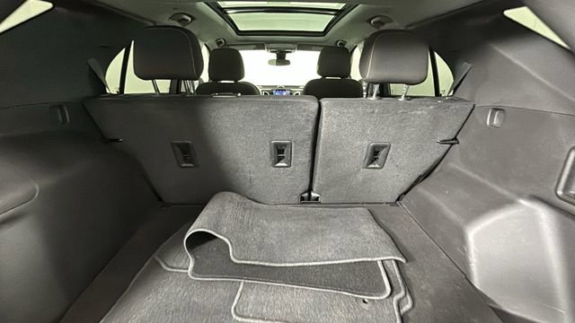 Used 2023 Chevrolet Equinox LT AWD/4WD image 29