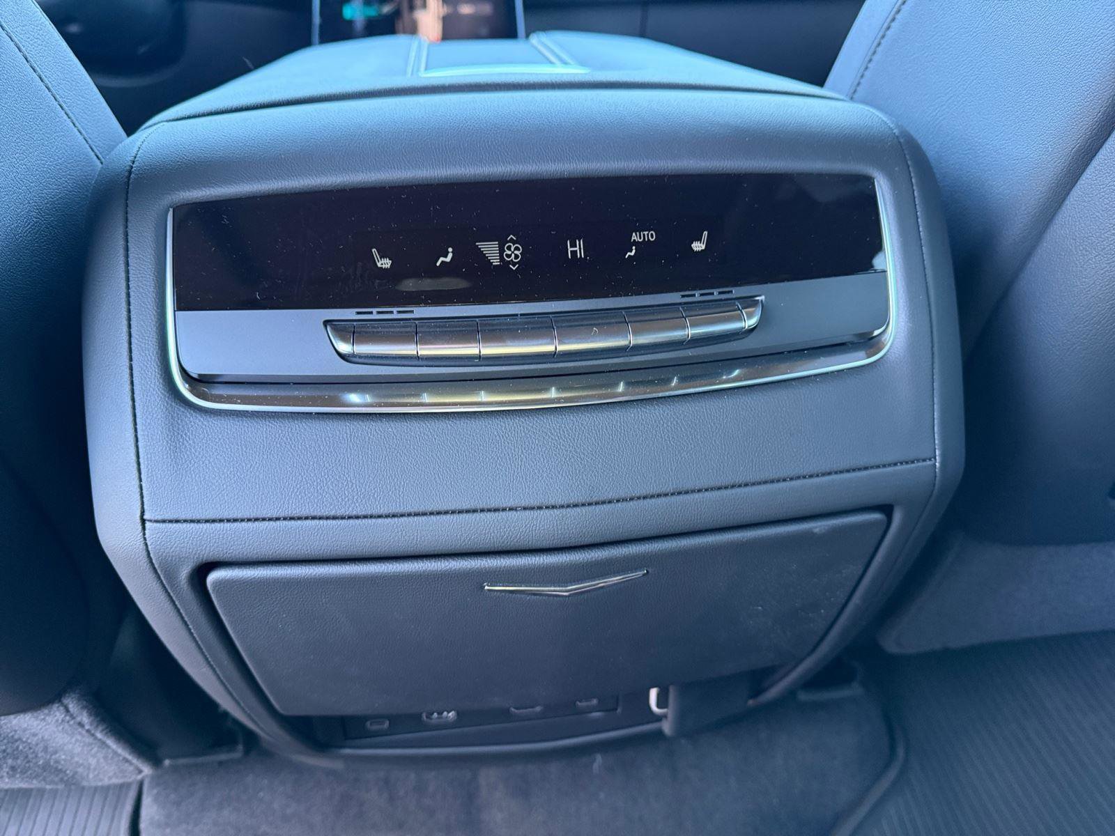 New 2026 Cadillac Escalade Luxury w/ Touring Package image 14