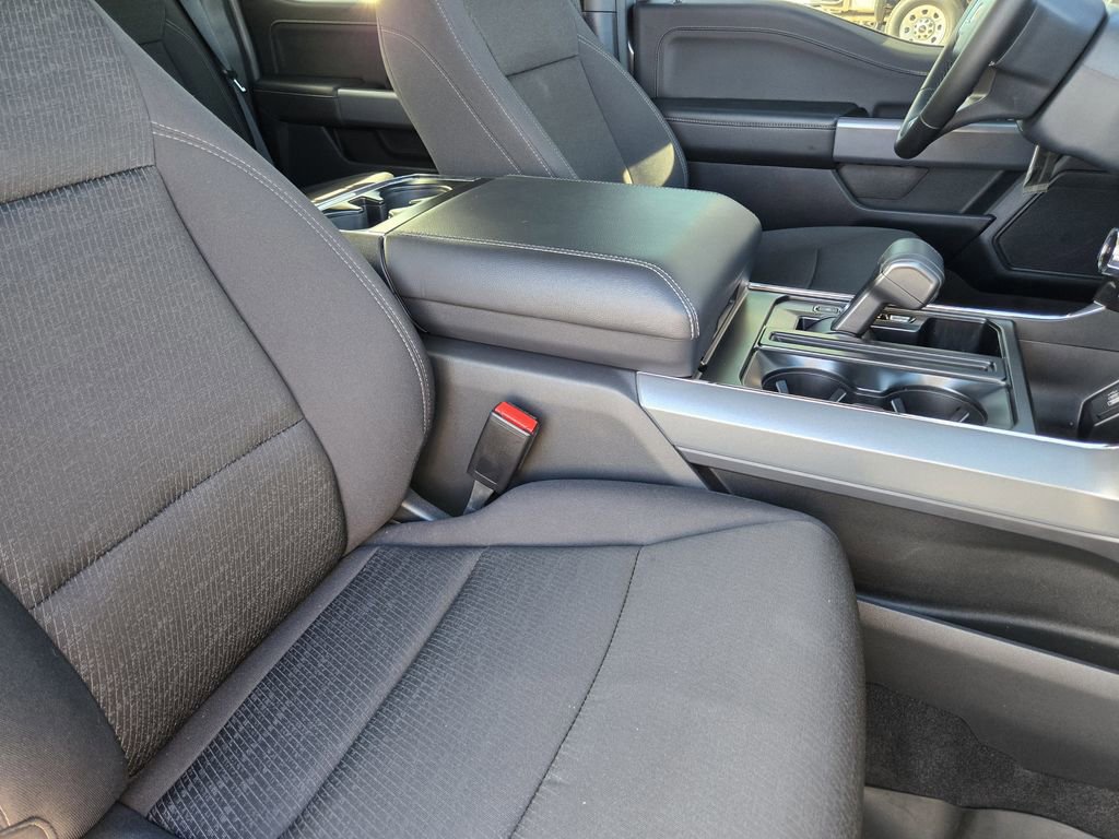 Used 2025 Ford F150 XLT w/ Equipment Group 302A MID image 10