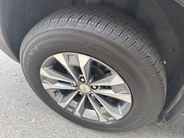 Used 2025 Chevrolet Equinox LT image 13