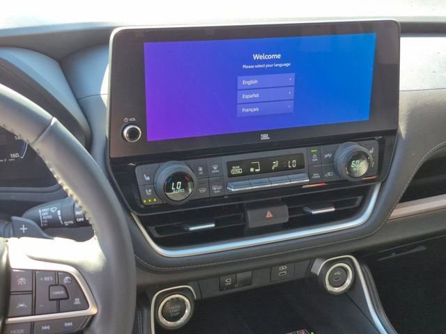 Used 2024 Toyota Grand Highlander Platinum image 14
