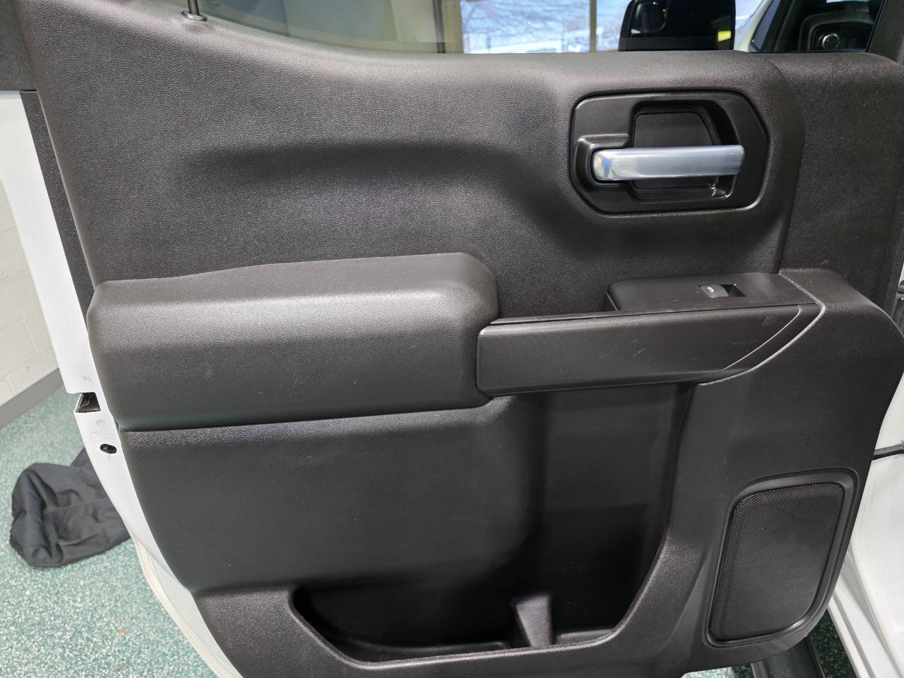 Used 2021 Chevrolet Silverado 1500 Custom image 20