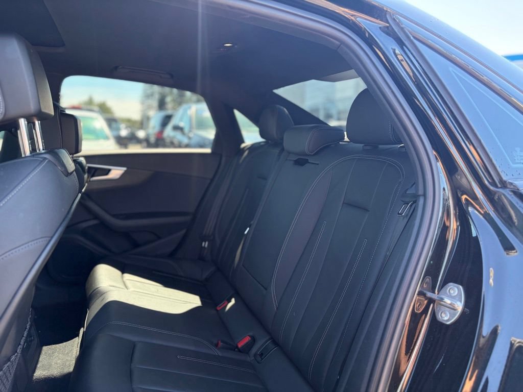 Used 2022 Audi A4 2.0T Premium Plus AWD/4WD image 9