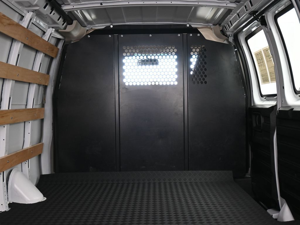 Used 2024 Chevrolet Express 2500 w/ Driver Convenience Package image 31