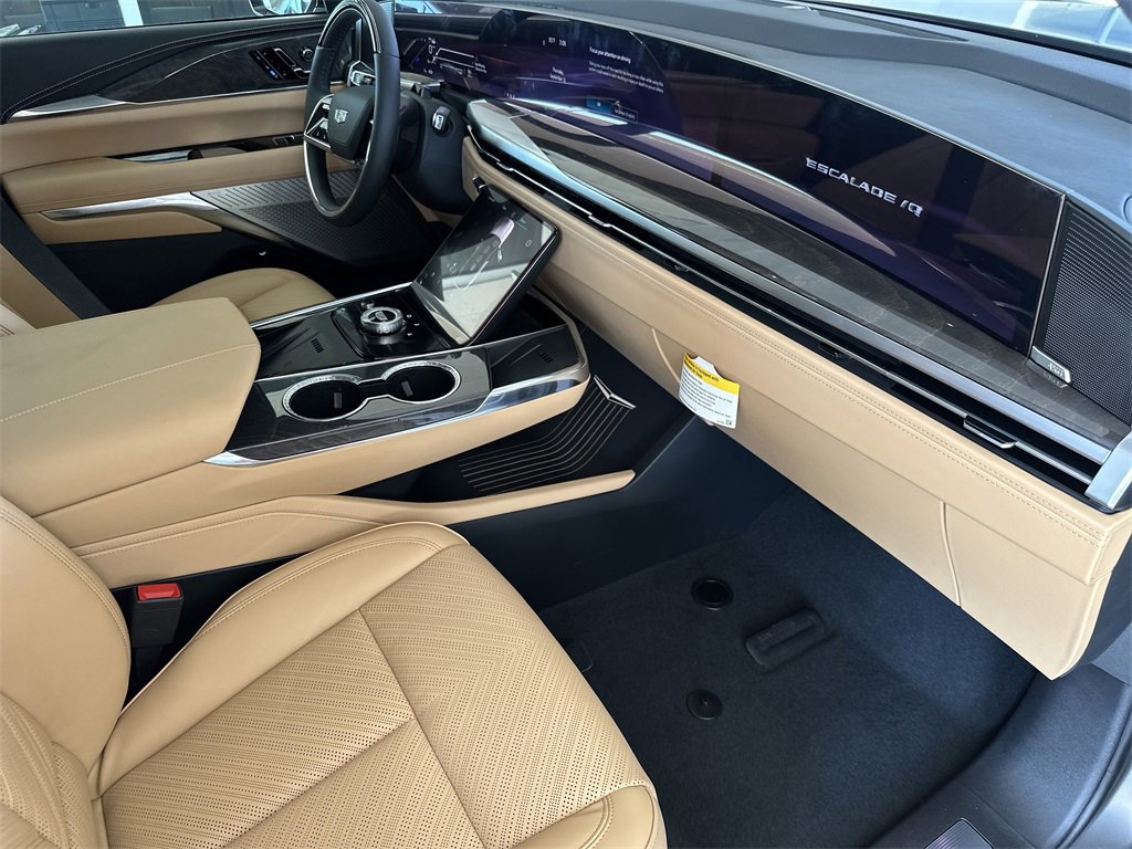 New 2026 Cadillac Escalade IQ Sport 2 image 41