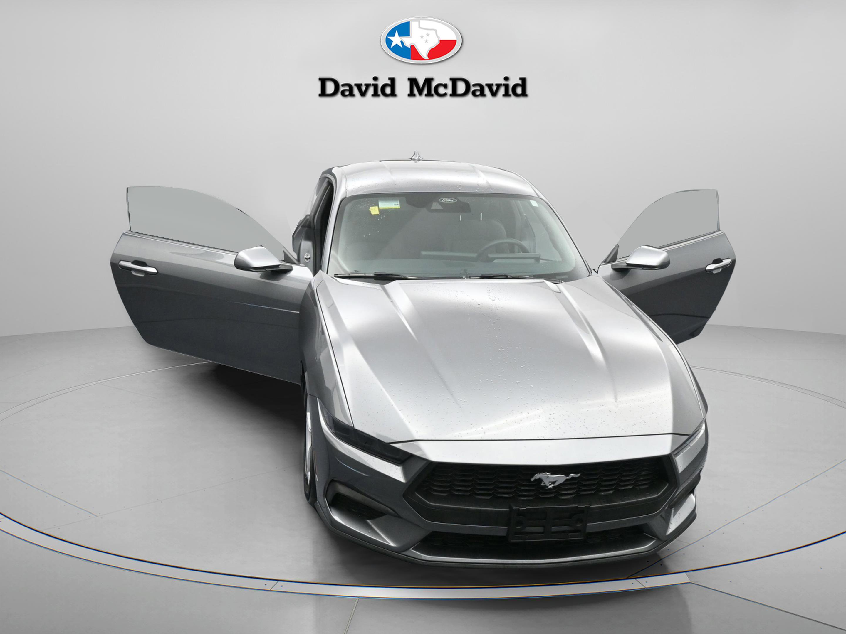 Used 2025 Ford Mustang EcoBoost image 29