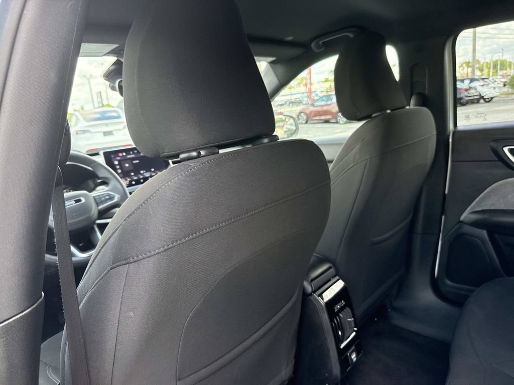 Used 2023 Jeep Compass Sport AWD/4WD image 12