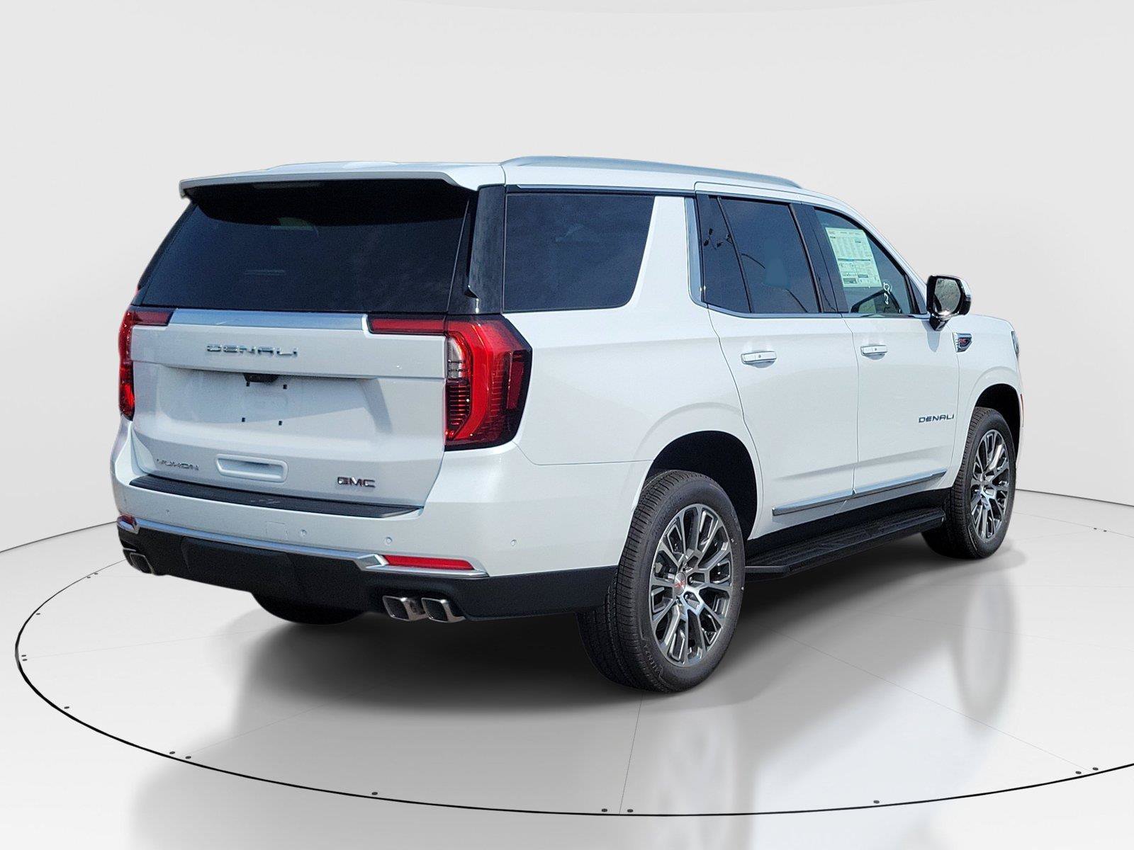 New 2026 GMC Yukon Denali w/ Advanced Technology Package AWD/4WD image 4