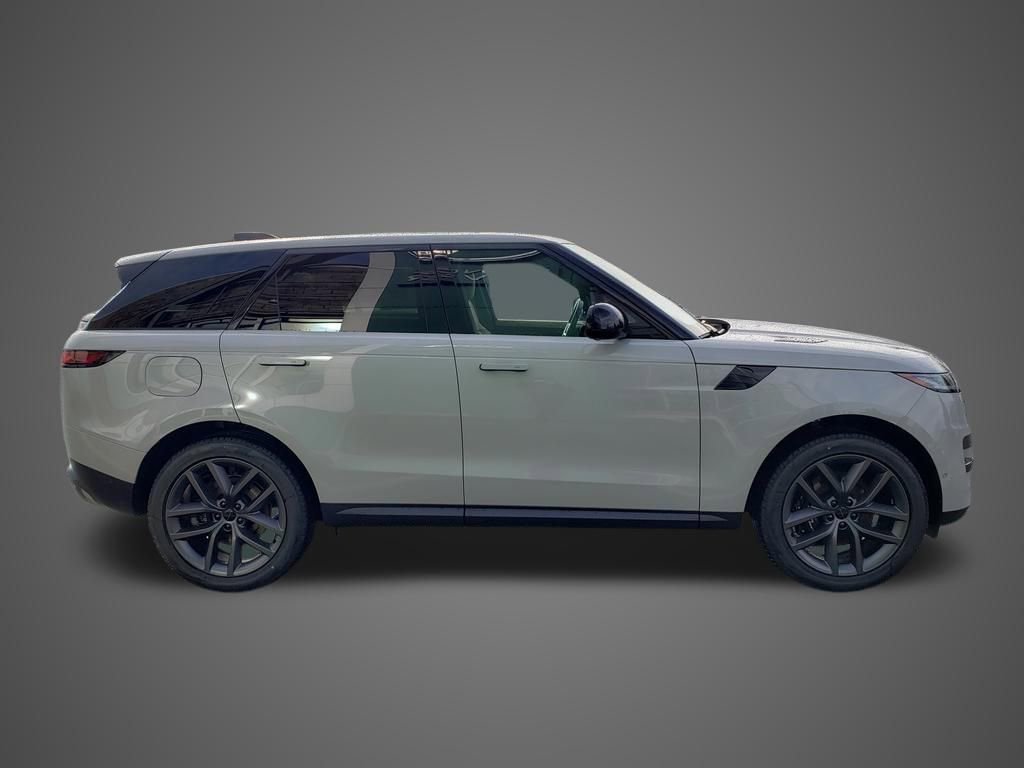 New 2026 Land Rover Range Rover Sport SE image 4