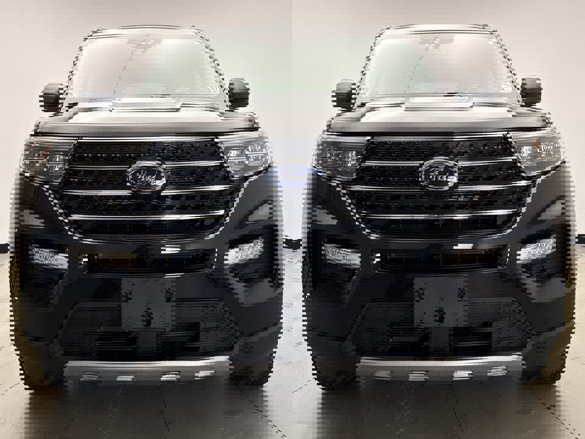 Used 2022 Ford Explorer XLT w/ Equipment Group 202A AWD/4WD image 8