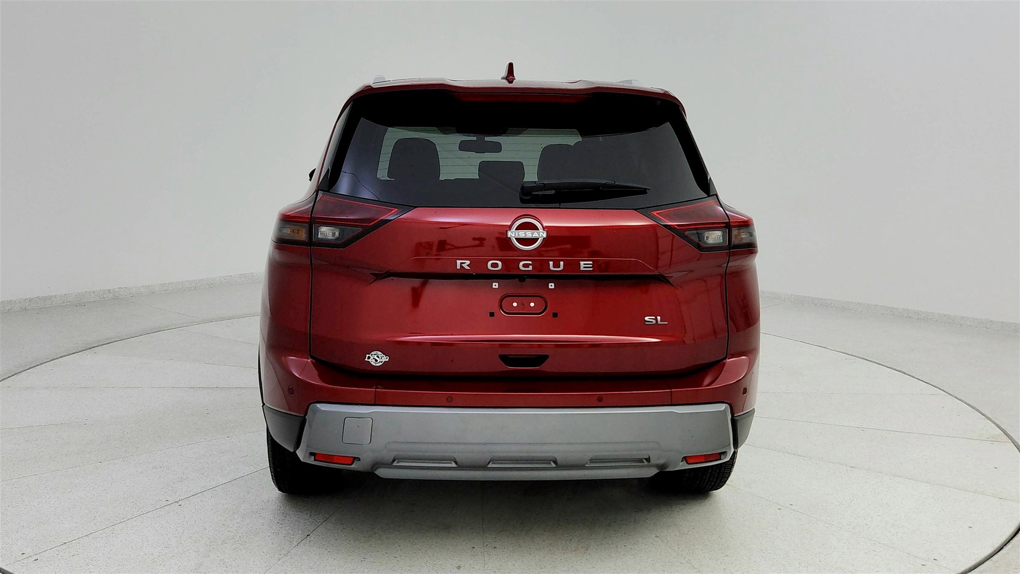 Used 2024 Nissan Rogue SL w/ SL Premium Package image 3