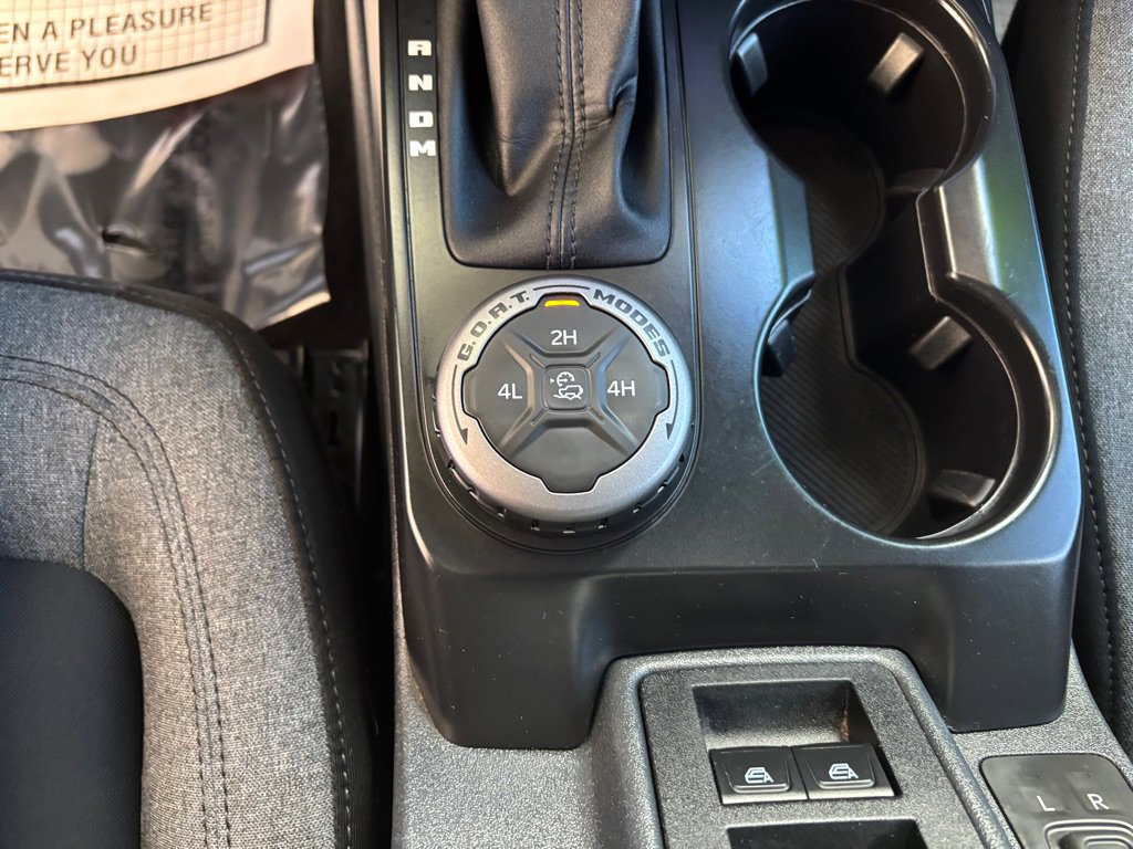 Used 2025 Ford Bronco Big Bend image 16