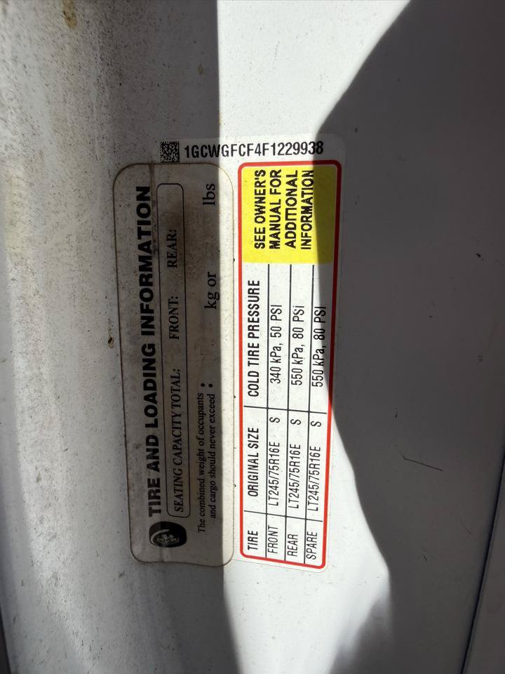 Used 2015 Chevrolet Express 2500 RWD image 14