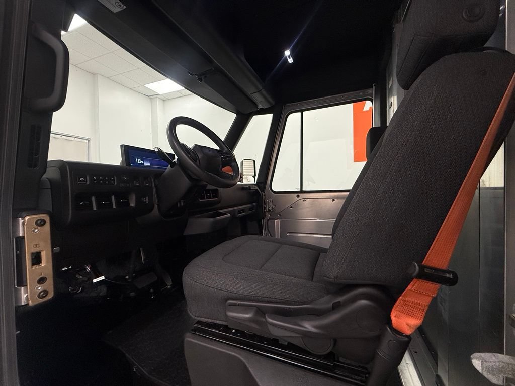 Used 2024 Chevrolet Brightdrop 600 w/ Commercial Equipment Package AWD/4WD image 10