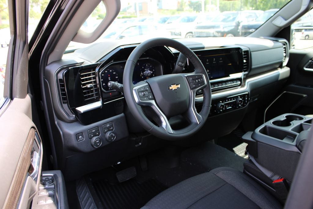 New 2026 Chevrolet Silverado 1500 LT AWD/4WD image 15