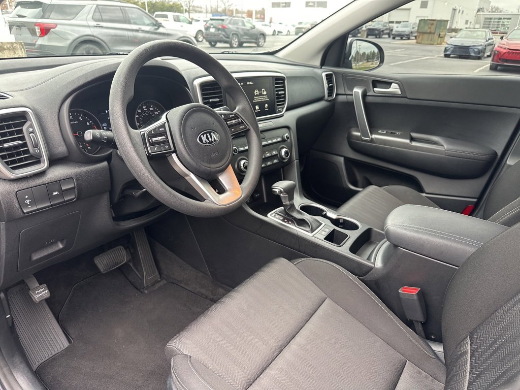 Used 2022 Kia Sportage LX image 24